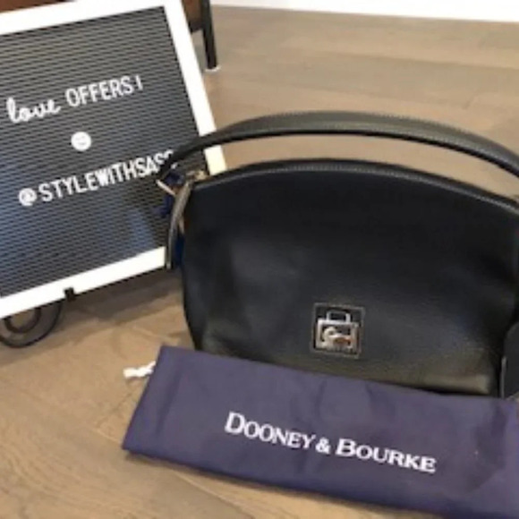 Dooney & Bourke Pebble Grain Leather Handbag w Gold Metal Hardware Black NWOT - Picture 1 of 6